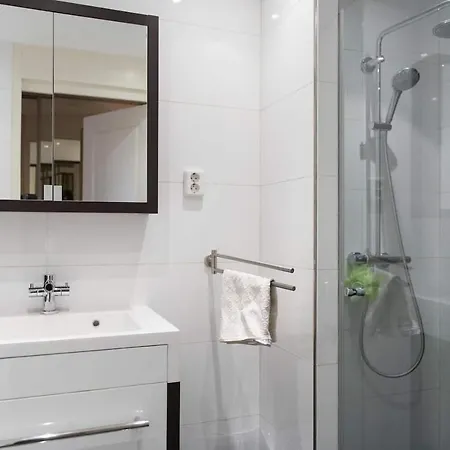 Daire Genji Hotel Room *